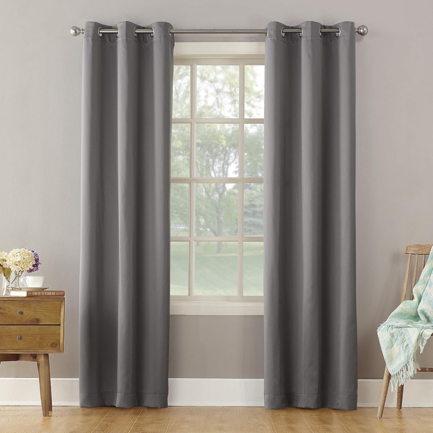 Sun Zero Becca Energy Efficient Grommet Curtain Panel, 40